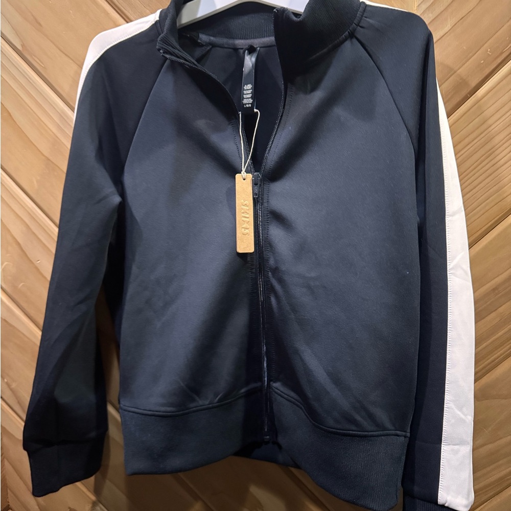 Skims zipper jacket brand new L